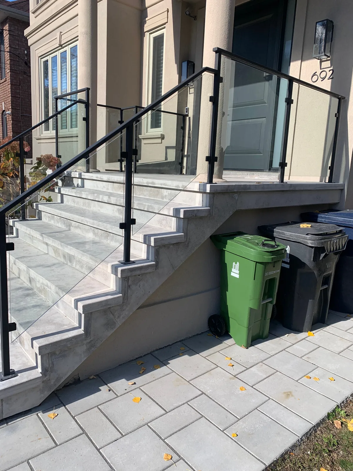 Glass railing installation